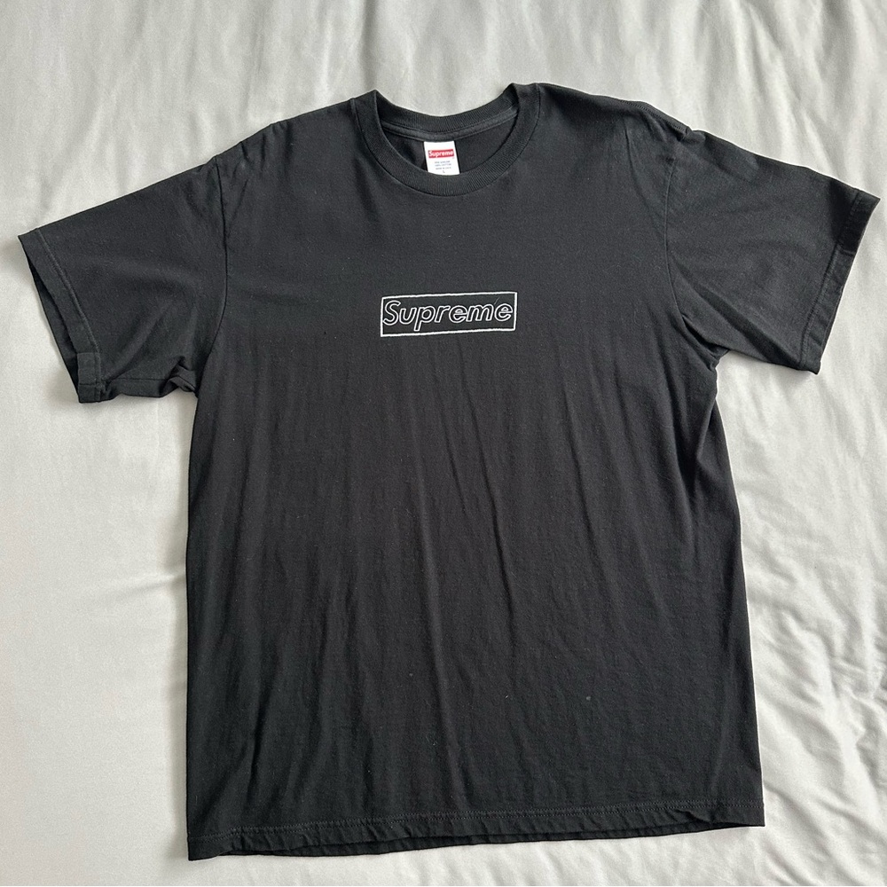 Supreme x KAWS Chalk Logo Tee 'Black'